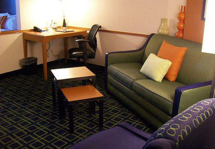 Fairfield Inn And Suites By Marriott Strasburg Shenandoah Valley Kültér fotó